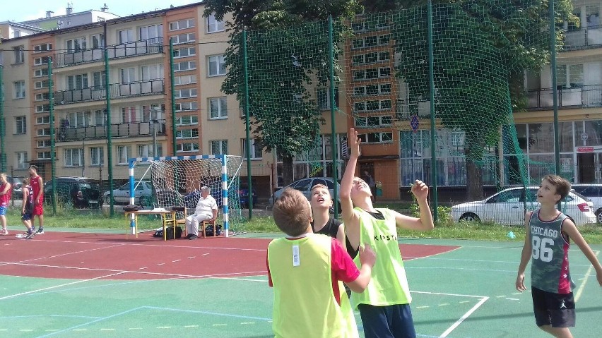 Trwają Wakacje z Koszykówką. Za nami dwa dni zabawy w Kielcach