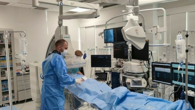 Szpital zapewnia, ze planowe operacje nie są zagrożone.