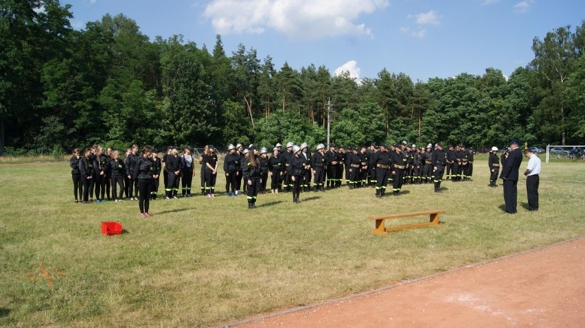 Strażacy-ochotnicy z Radkowa górą w gminnych zawodach pożarniczych