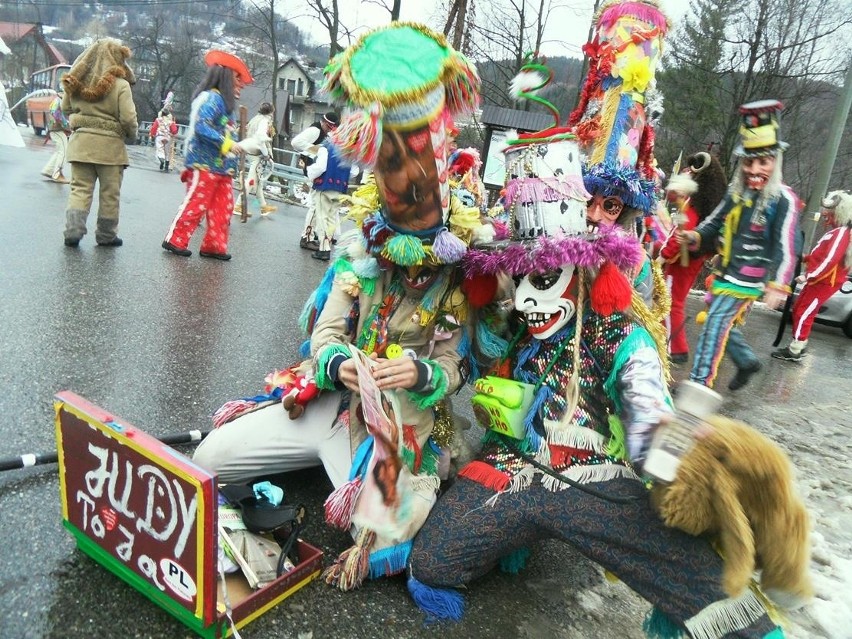 VIII Kolędowanie w Sopotni Małej. Było bardzo kolorowo i radośnie [ZDJĘCIA] 