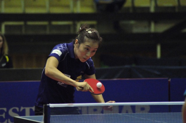 Han Ying nadspodziewanie łatwo wygrała swoją pierwszą grę w mistrzostwach.
