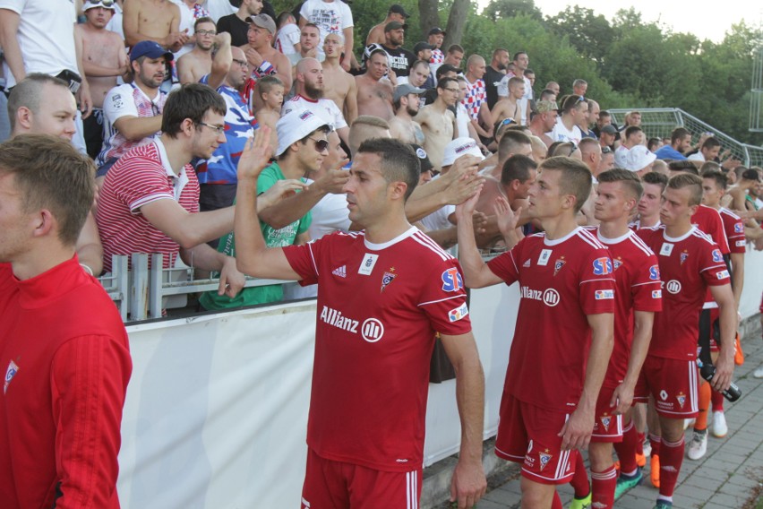 AS Trencin - Górnik Zabrze [ZDJĘCIA KIBICÓW]: Tak było na trybunach w Myjavie