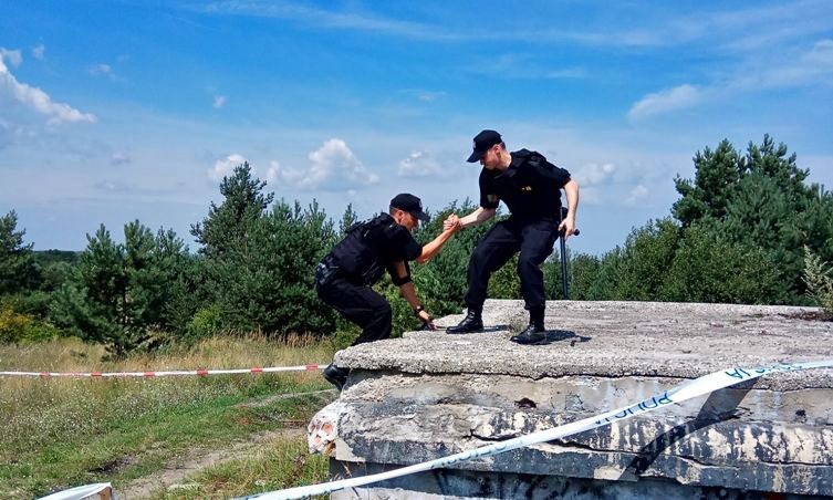 Podczas codziennej służby adrenaliny nie brakuje.