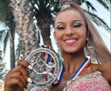 Martyna Kaleta ma 17 lat, a już wywalczyła srebro Pucharu Świata Fitness! Rodzice są dumni a zawodniczka? „Jestem w szoku!” 