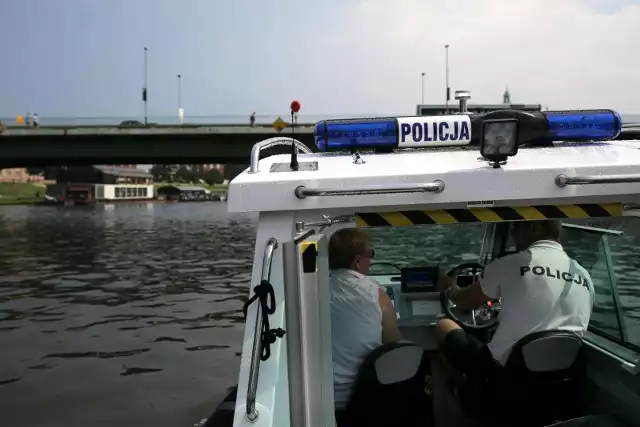 Wtym roku policja na Warmii i Mazurach odnotowała ponad 40 pijanych osób, pływających rowerami wodnymi, kajakami i łodziami wiosłowymi.