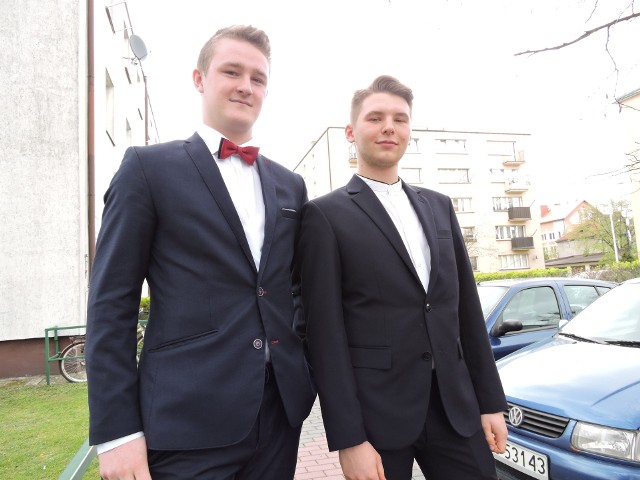 Radosław Dąbrowski i Karol Bednarczyk są zadowoleni z matury z matematyki