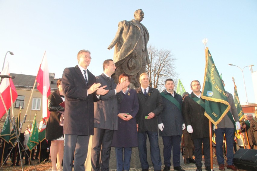 W Kielcach odsłonięto pomnik Wincentego Witosa [WIDEO, ZDJĘCIA]