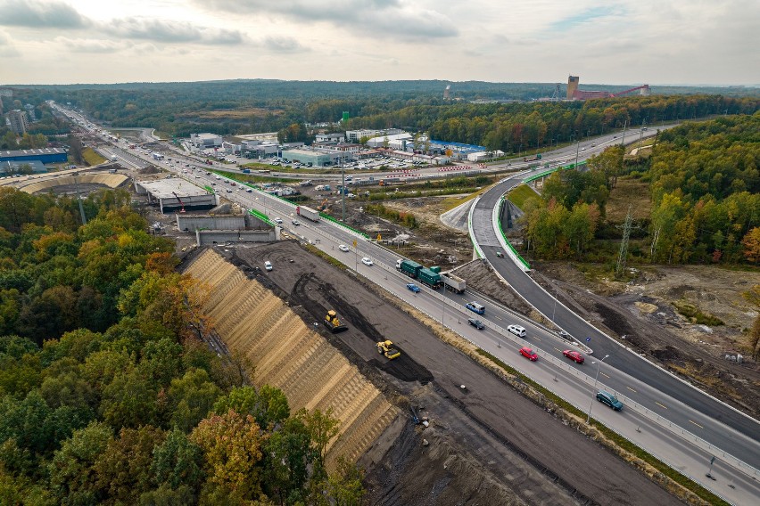 Węzeł Giszowiec w Katowicach: w listopadzie 2021 gotowa piąta łącznica DK 86 i 81. Inwestycja zakończy się w 2022. Stan prac: 75 proc.