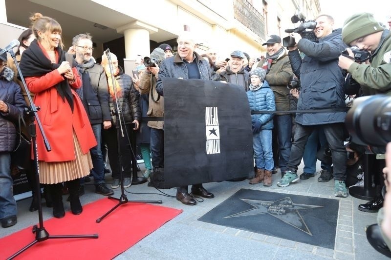 Agata Kulesza będzie miała swoją gwiazdę w łódzkiej Alei Sław. Pamiętacie, kto zasłużył jeszcze na to wyróżnienie ARCHIWALNE ZDJĘCIA