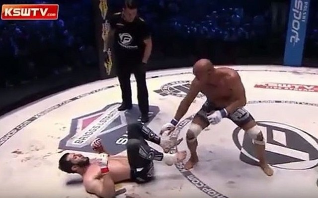 Cała walka Mamed Khalidov vs Karaoglu KSW 35