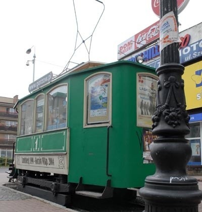 Kiosk w replice pierwszego tramwaju, jaki jeździł po mieście, miał służyć promocji Gorzowa, a na razie przynosi mu wstyd