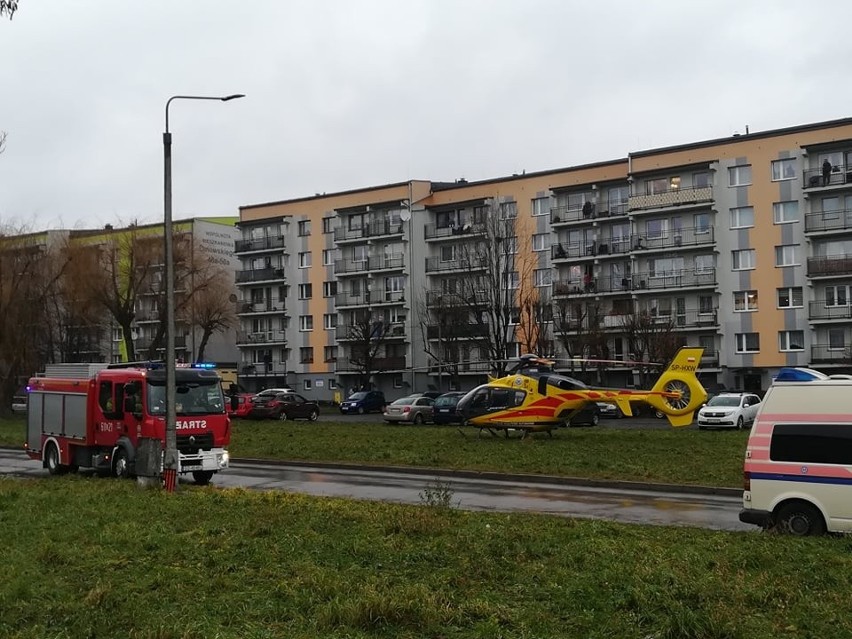 Poważny wypadek w Sosnowcu. Pomocy potrzebowało małe dziecko. Lądował helikopter LPR, bo zabrakło karetek pogotowia