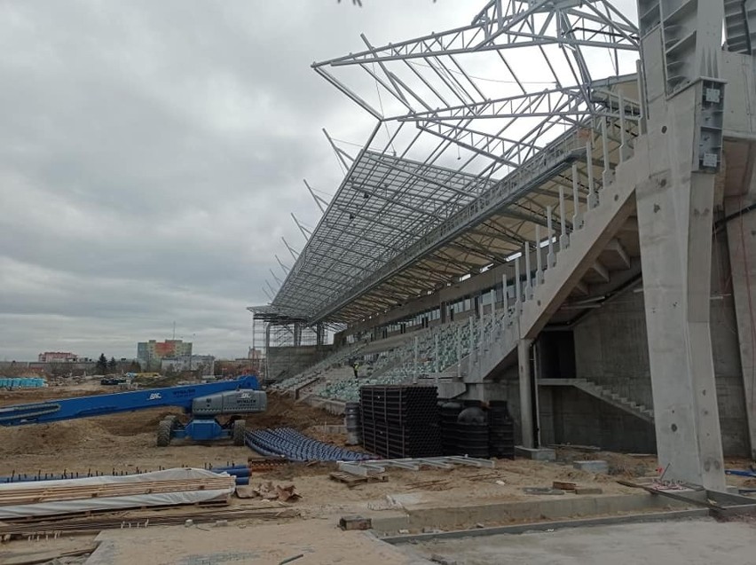 Czy stadion Radomiaka Radom będzie gotowy na nowy sezon piłkarski ekstraklasy? Jest odpowiedź. Zobacz zdjęcia