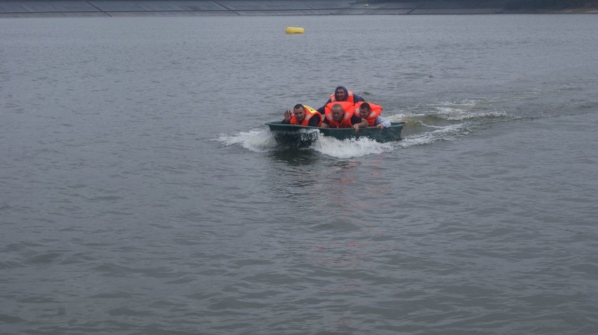 Mistrzostwa w szybkim ratowaniu na wodzie na zalewie w Chańczy. Na stracie stanęło 47 drużyn [ZDJĘCIA]