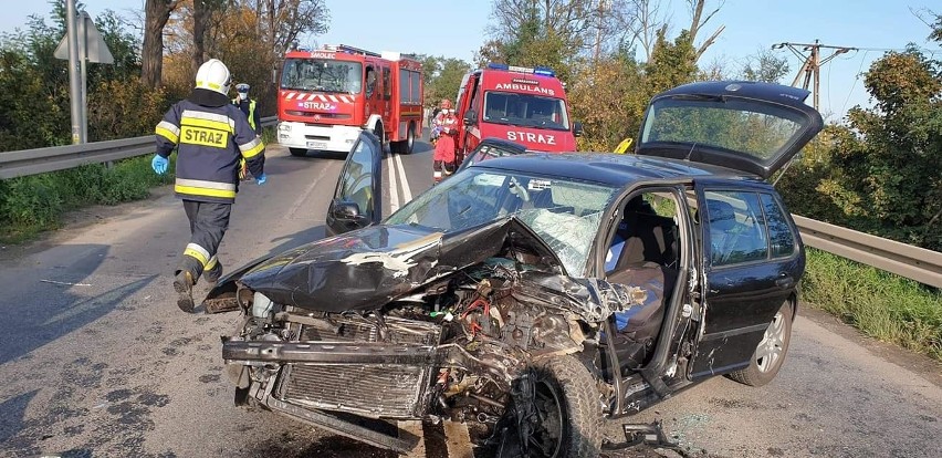 Groźny wypadek pod Wrocławiem. Trzy osoby ranne