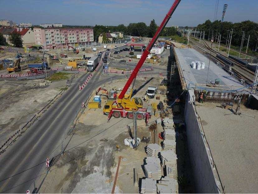 Postęp prac przy budowie centrum przesiadkowego Opole...