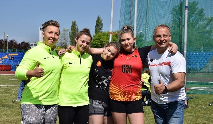 Od lewej Katarzyna Furmanek, Marika Kaczmarek, Aleksandra...