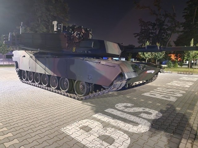 Pokaz sprzętu wojskowego z czołgami M1A1 Abrams i K2 uatrakcyjni piątkowy piknik w Muzeum Broni Pancernej.