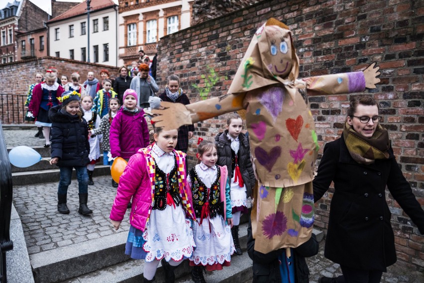 Toruń. Dzieci z MDK przywitały wiosnę! [ZDJĘCIA]