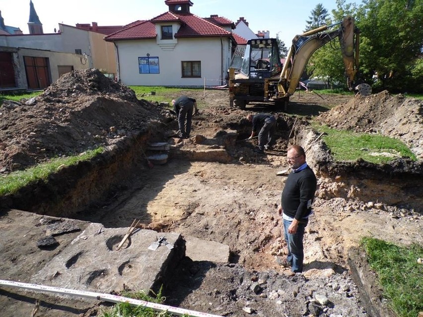 Olkusz. Znaleziono basztę w centrum miasta