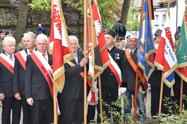 Obchody 42. rocznicy podpisania Porozumienia Katowickiego oraz powstania Niezależnego Samorządnego Związku Zawodowego „Solidarność“ odbyły się w niedzielę 11 września w Dąbrowie GórniczejZobacz kolejne zdjęcia/plansze. Przesuwaj zdjęcia w prawo naciśnij strzałkę lub przycisk NASTĘPNE