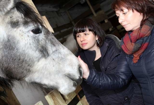 Dominika Kalabińska i Ilona Dąbrowska ze swoimi podopiecznymi