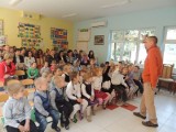 Dzieci z przedszkola w Zakrzewie udały się w niesamowitą i kolorową podróż w świat bajek