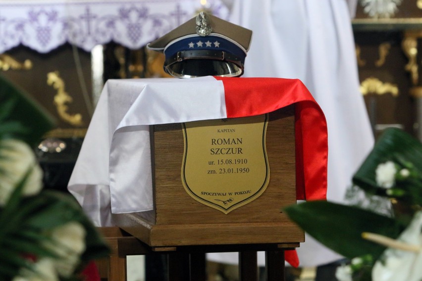 Radecznica: Pogrzeb żołnierza wyklętego. Kapitan Romana Szczur spoczął w sanktuarium