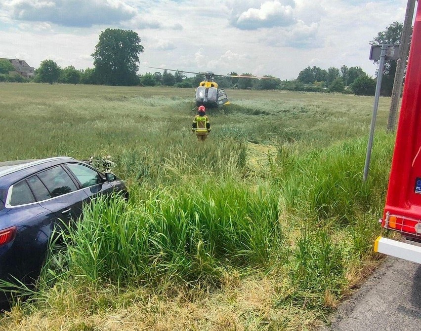 Zderzenie ścigacza z osobówką na DK42 koło Kluczborka.