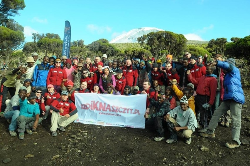 Prof. Alicja Chybicka zdobyła Kilimandżaro. Właśnie wróciła z wyprawy "Szpik na Szczyt" (ZDJĘCIA)