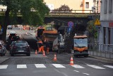 Katowice: trwa remont Francuskiej. Ruch jednym pasem ZDJĘCIA