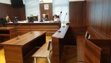 Koktajlem mołotowa chciał spalić blok w Kędzierzynie-Koźlu. Sąd Okręgowy w Opolu dołożył mu też karę za narkotyki