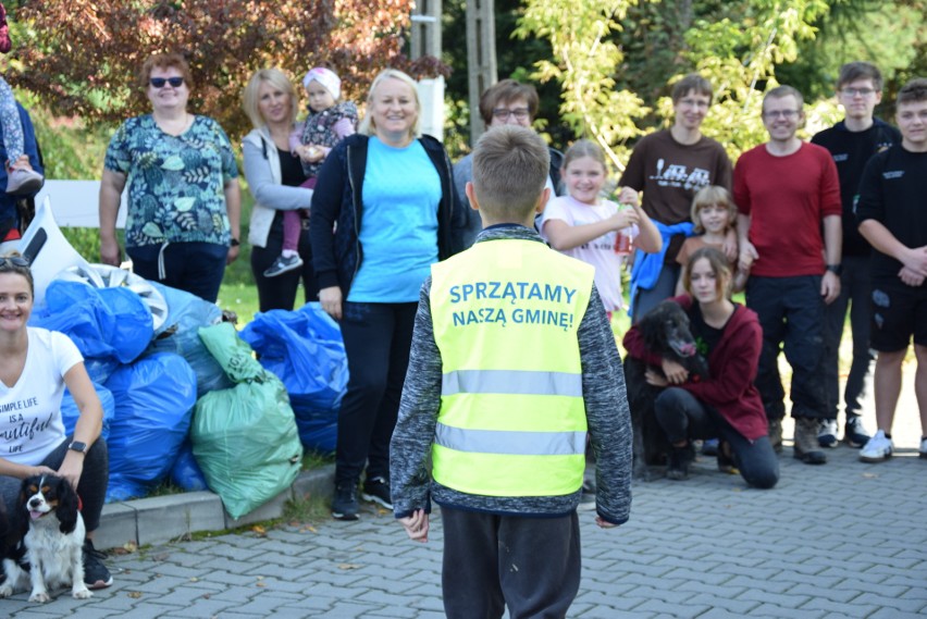 Sprzątanie gminy Wielka Wieś - to akcja organizowana co roku...
