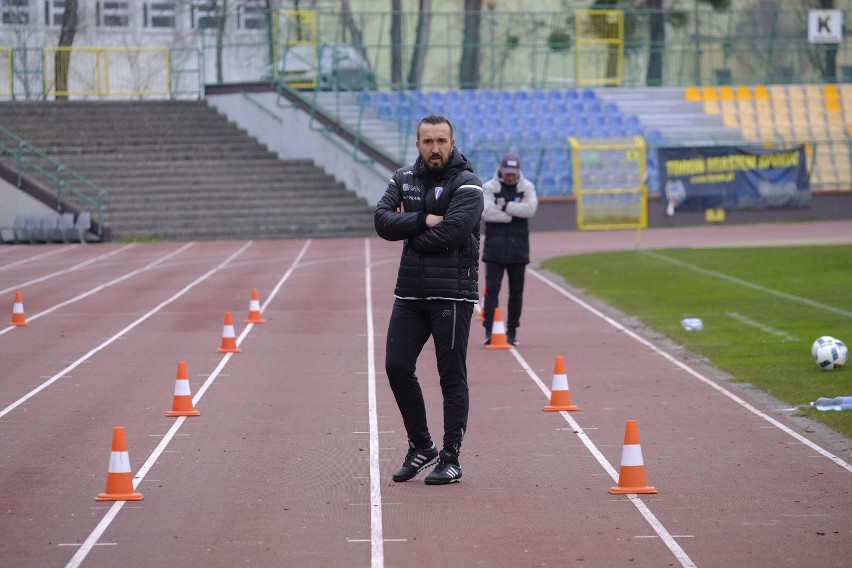 Pomorzanin (niebieskie stroje) pokonał Unię 1:0