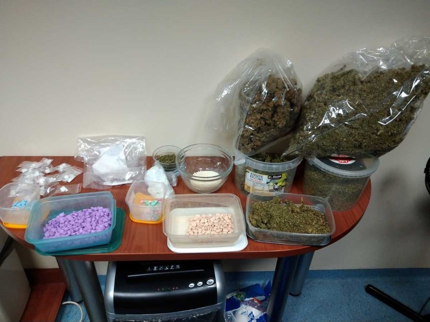 W mieszkaniu 33-letniego gdańszczanina znaleziono 1,5 kg narkotyków. Grozi mu 10 lat więzienia