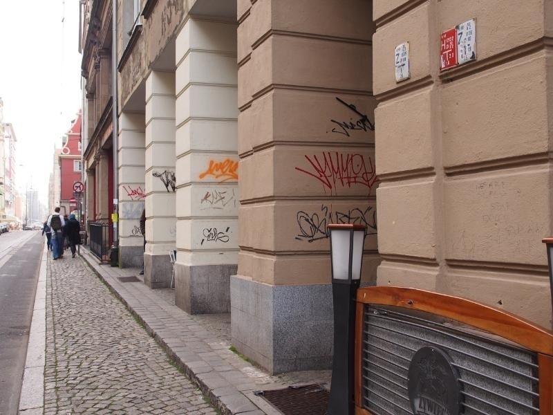 Wrocław: Ruska się zmieni, teraz jednak wciąż jest zaniedbana (ZDJĘCIA)