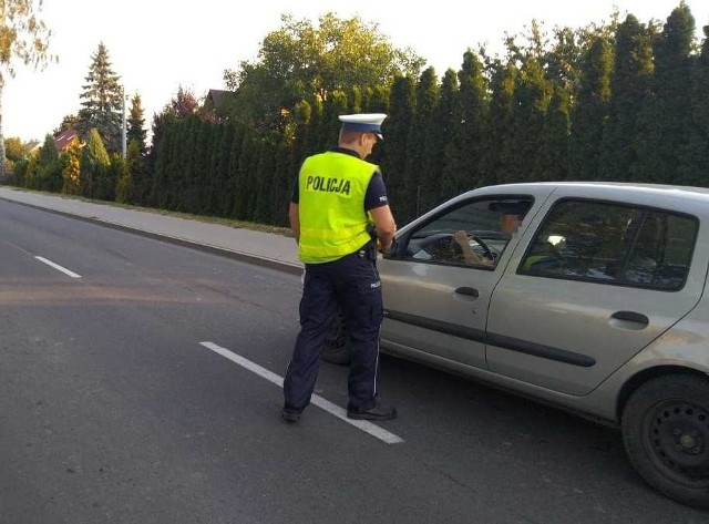 Brawura za kółkiem. Rekordzista jechał 113 km/h przy