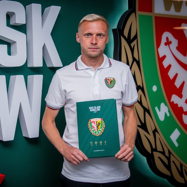 Mariusz Pawelec pozostanie grającym asystentem trenera rezerw Śląska Wrocław