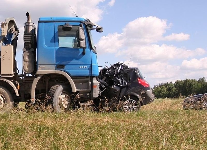 DK 8. Wypadek śmiertelny. Nie żyje 47-letni mieszkaniec Białegostoku (zdjęcia)