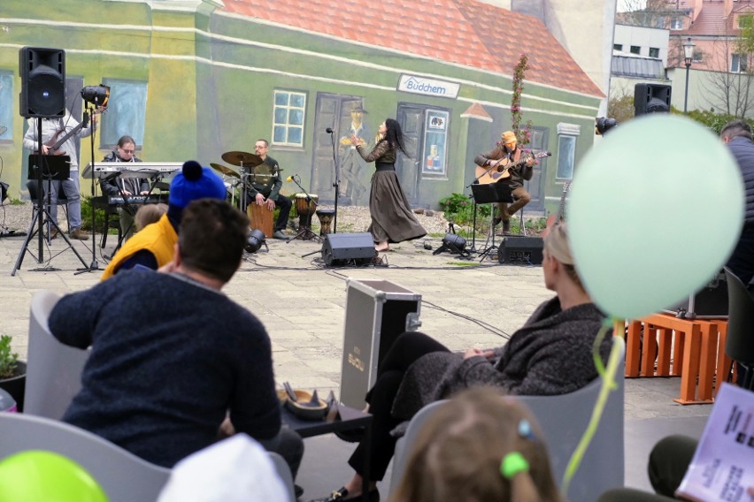 Koncert dla Ziemi - Koncert Nadziei odbył się na placu przy...