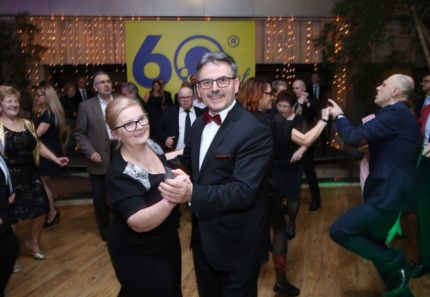 Kielecka firma Supon świętowała 60-lecie!  Były szampan, tort i zabawa