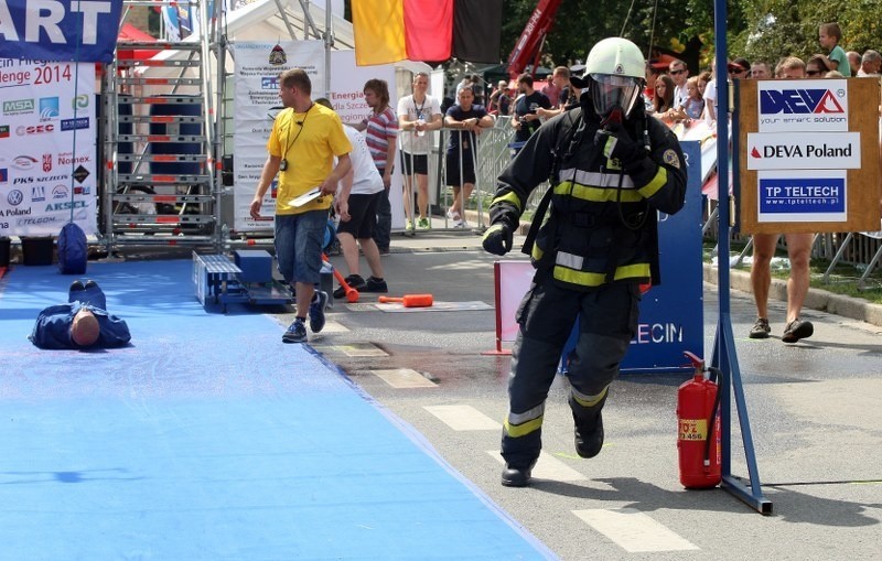 Zawody strażaków na Wałach Chrobrego