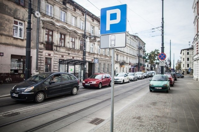 Parking w tym miejscu jest płatny czy nie?