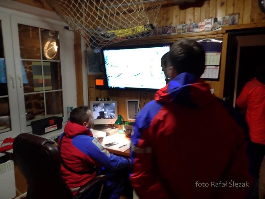 Akcja ratunkowa GOPR: dwaj skiturowcy pomylili szlak....