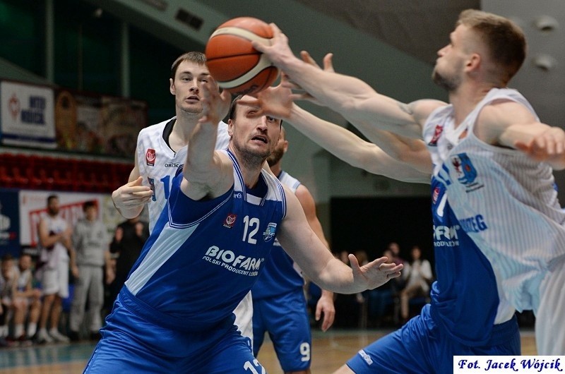 I liga: Energa Kotwica Kołobrzeg - Biofarm Basket Poznań 71:86 [ZDJĘCIA]