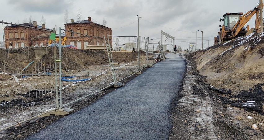 W Dąbrowie Górniczej powstało nowe, asfaltowe dojście do...