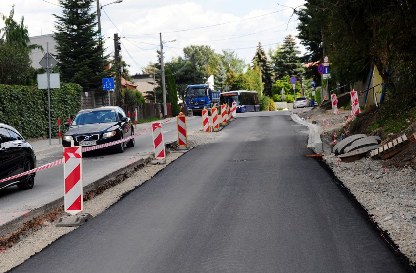 Kraków. Zmiany na Woli Justowskiej. Remont Królowej Jadwigi i budowa centrum handlowego