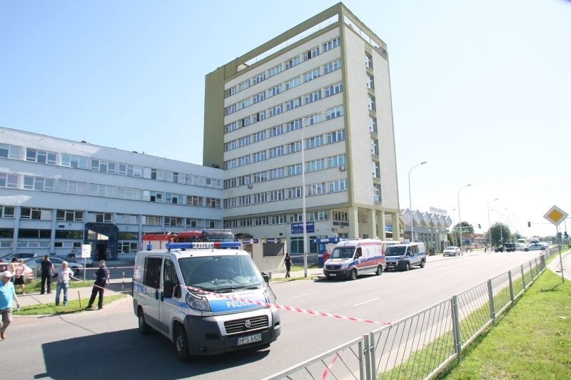 Alarm bombowy w Izbie Skarbowej w Kielcach