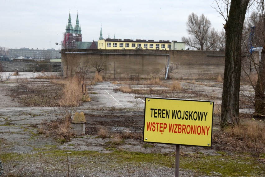 Terytorialsi chcą kolejną działkę w Kielcach. Co o przekazaniu jej myślą radni i mieszkańcy? Zobacz zapis transmisji na żywo i zdjęcia