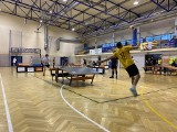 Czyżew. Ogólnopolski Turniej Teqball Czyżew Cup. Hala sportowa ZSOiZ gościła najlepszych graczy Teqball z całej Polski